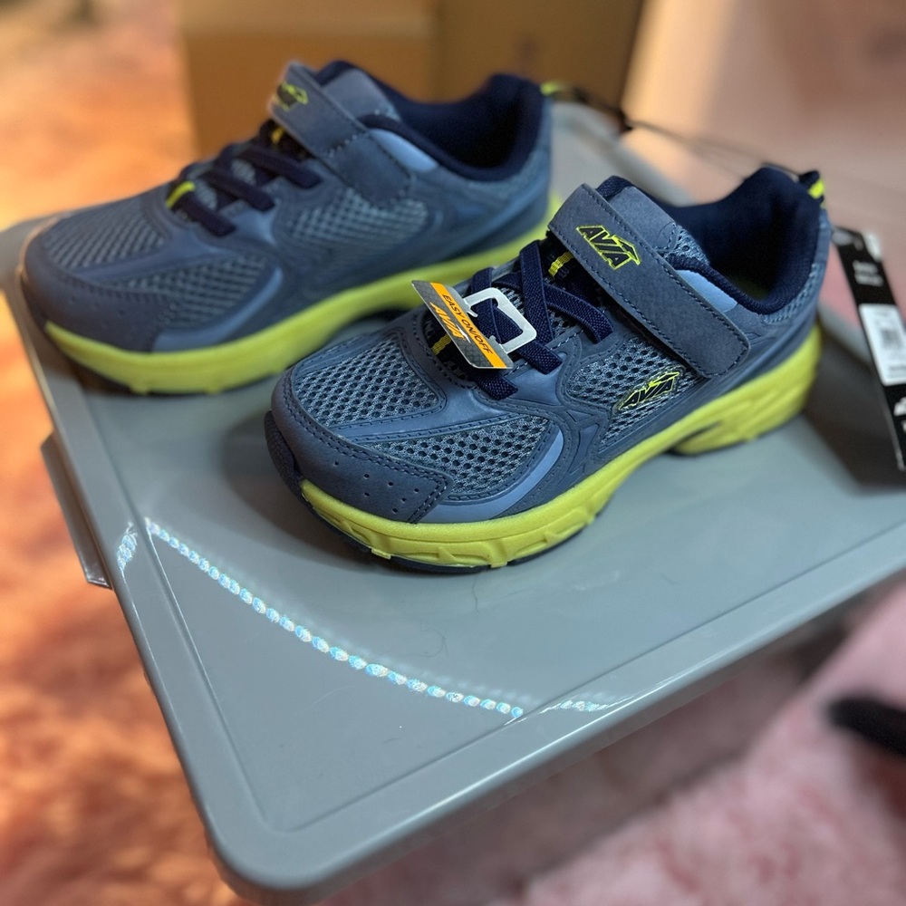 Avia Toddler Unisex 5000 Chunky Trainer Sneakers